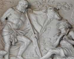 All the interior whether it is Argus' all-seeing eyes, or Theseus represents insurance tells the story of Dutch culture and beliefs All the interior whether it is Argus' all-seeing eyes, or Theseus represents insurance tells the story of Dutch culture and beliefs.